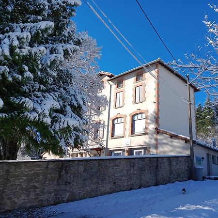 Gite Des 3 Etangs Malvieres Екстер'єр фото